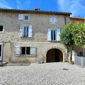 Deux M Bed & Breakfast